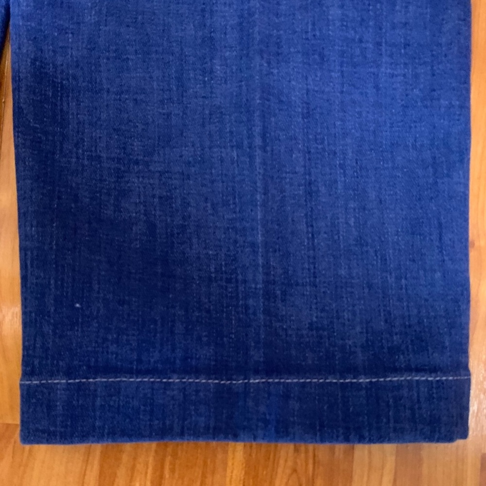 Cropped Cone Jeans - Picture 4 of 6
